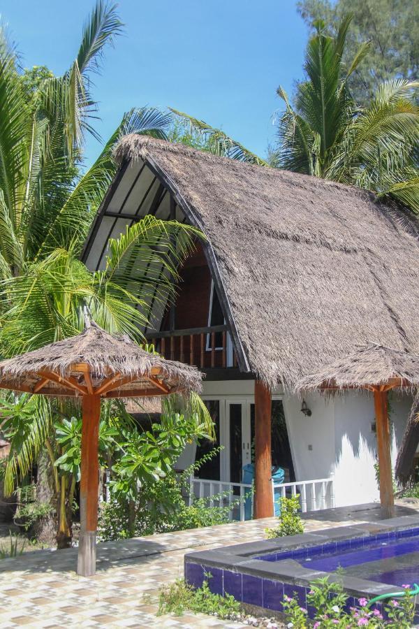 Albergue Lucky'S Gili Air Exterior foto