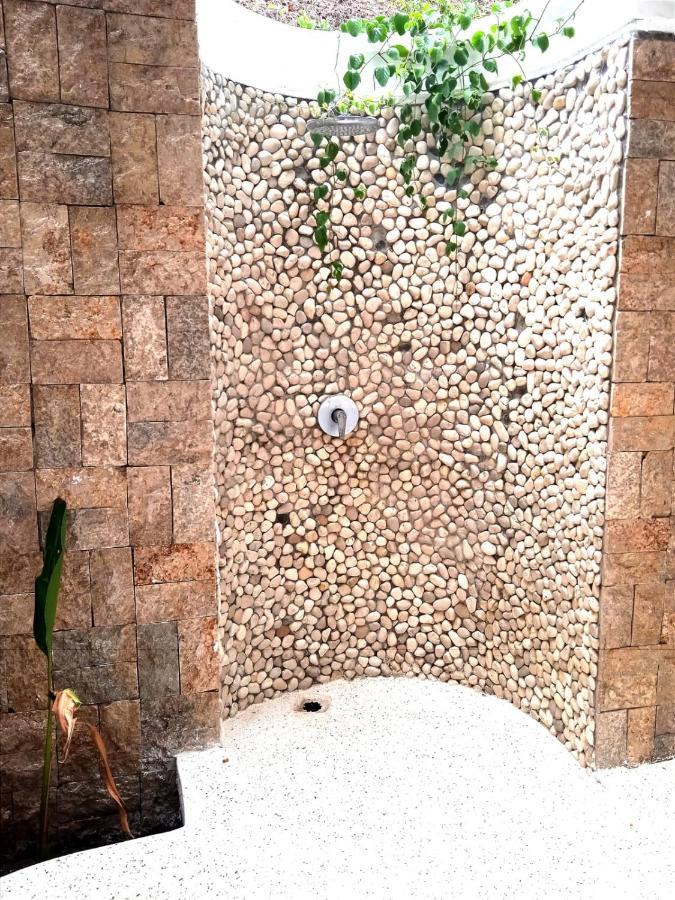 Albergue Lucky'S Gili Air Exterior foto