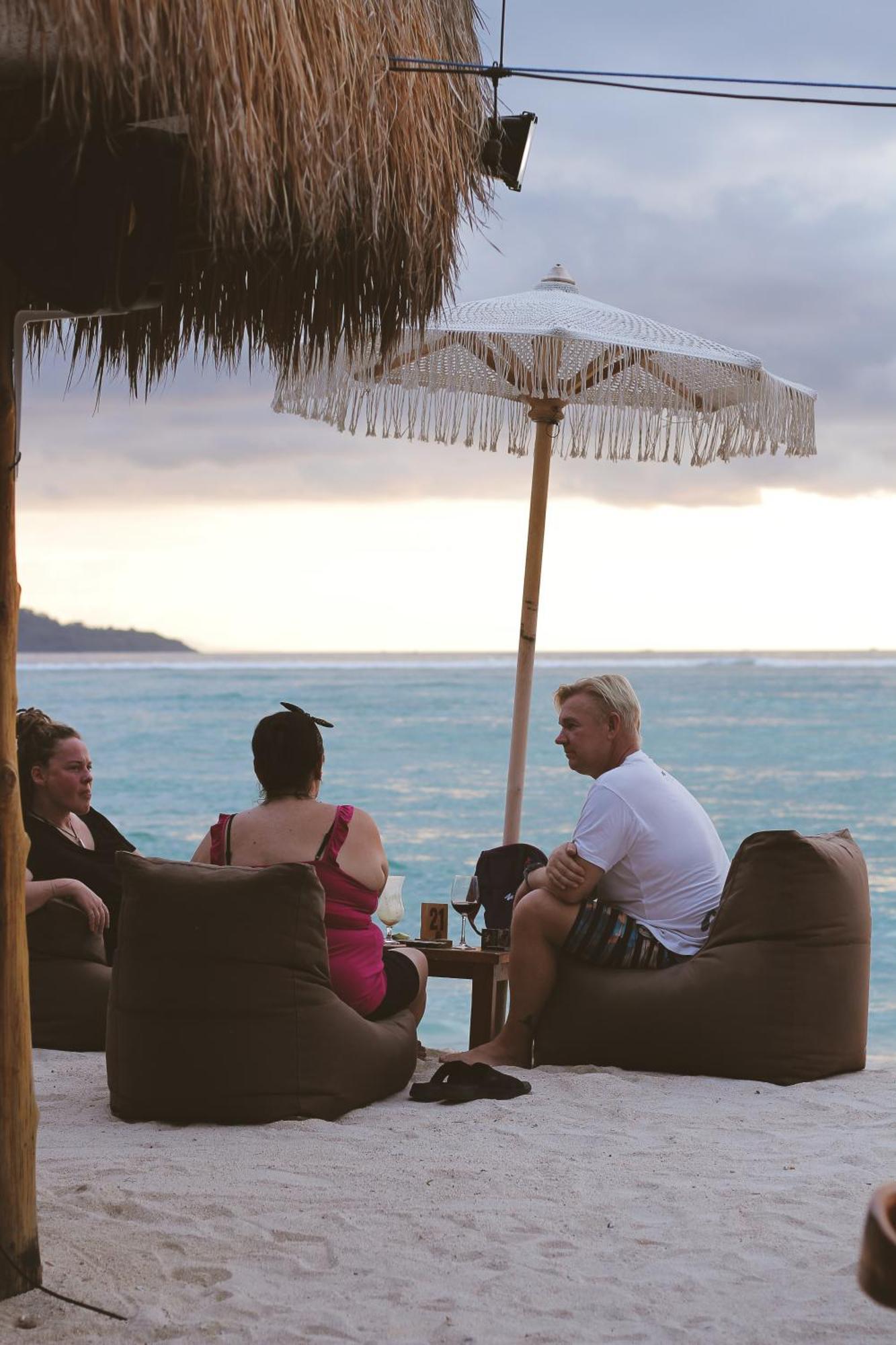 Albergue Lucky'S Gili Air Exterior foto