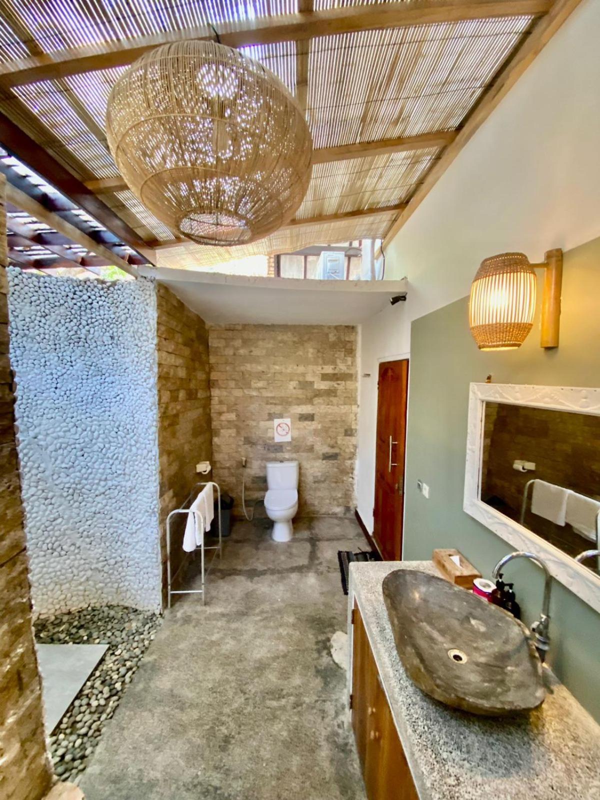 Albergue Lucky'S Gili Air Exterior foto